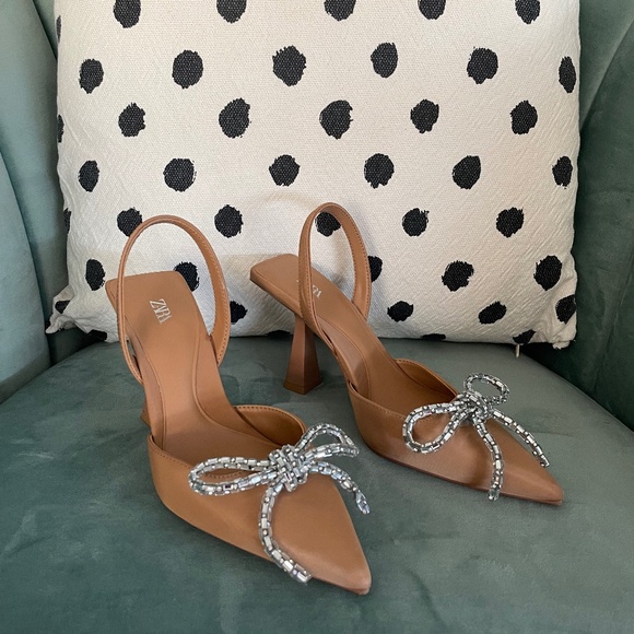 Zara Nude Embellished Bow Slingback Heel - Size 6 - 2248/010 - Picture 4 of 6